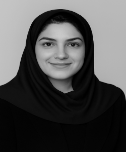 Mina Momeni